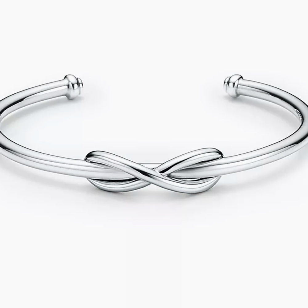 Authentic Tiffany & Co. Sterling Silver Infinity Cuff Knot Bracelet Medium